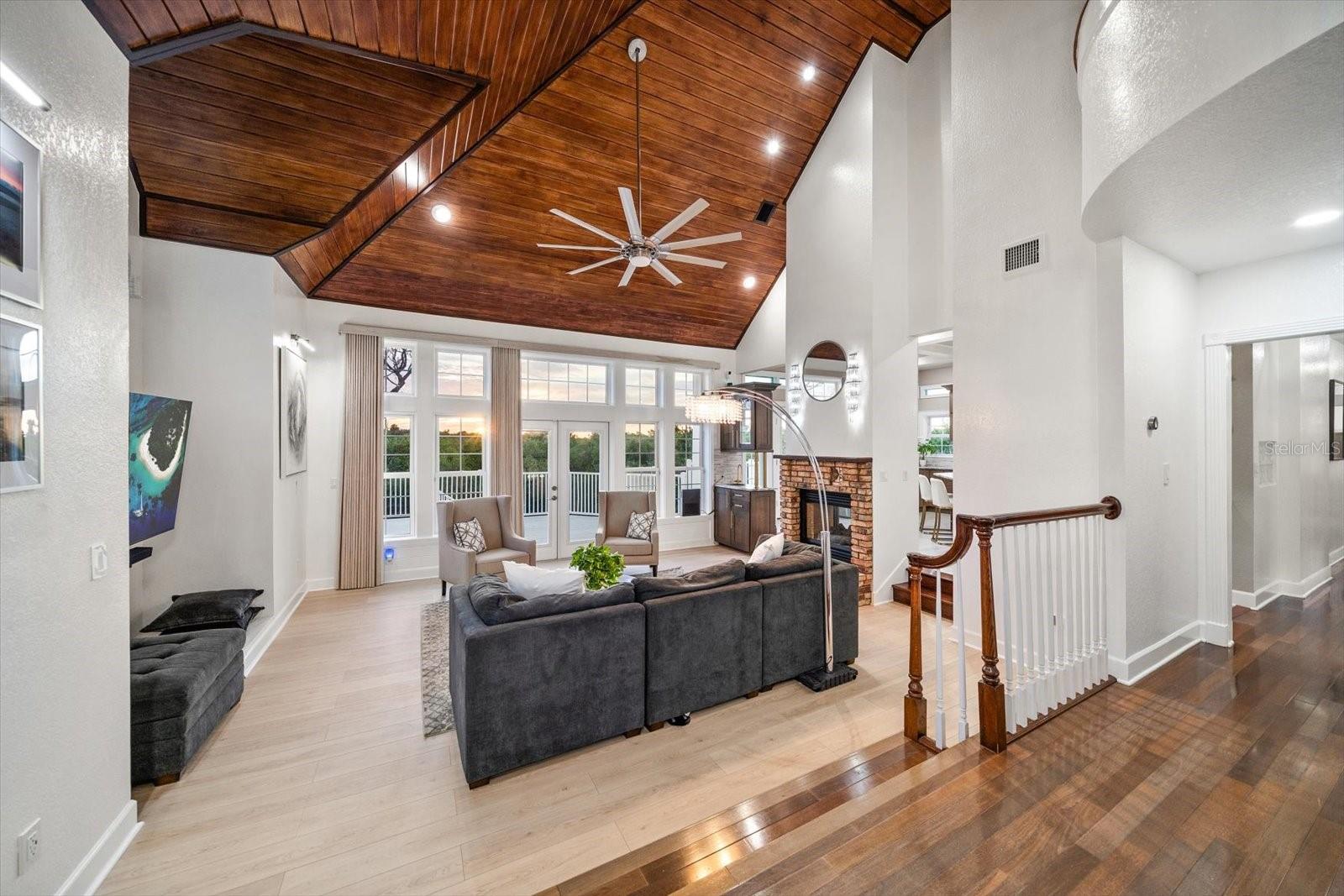 Image 10 of 82 For 14141 76th Avenue