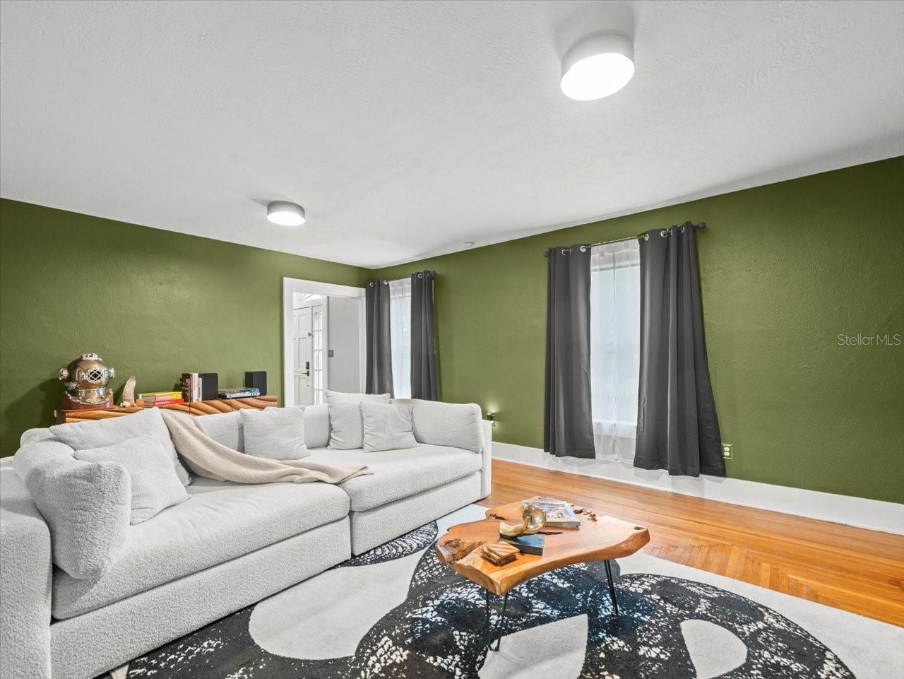 Image 19 of 41 For 1013 Magnolia Drive