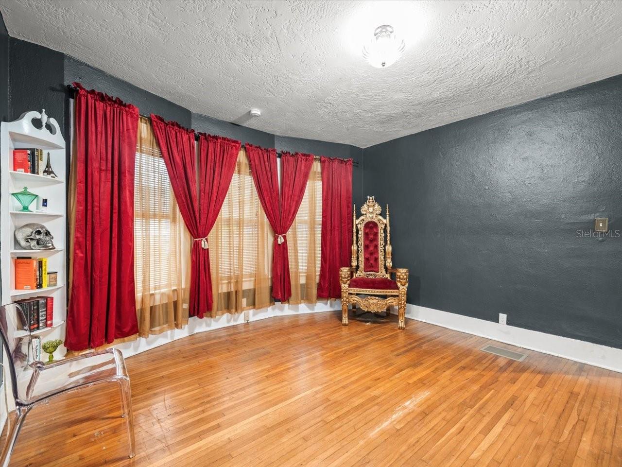 Image 22 of 41 For 1013 Magnolia Drive