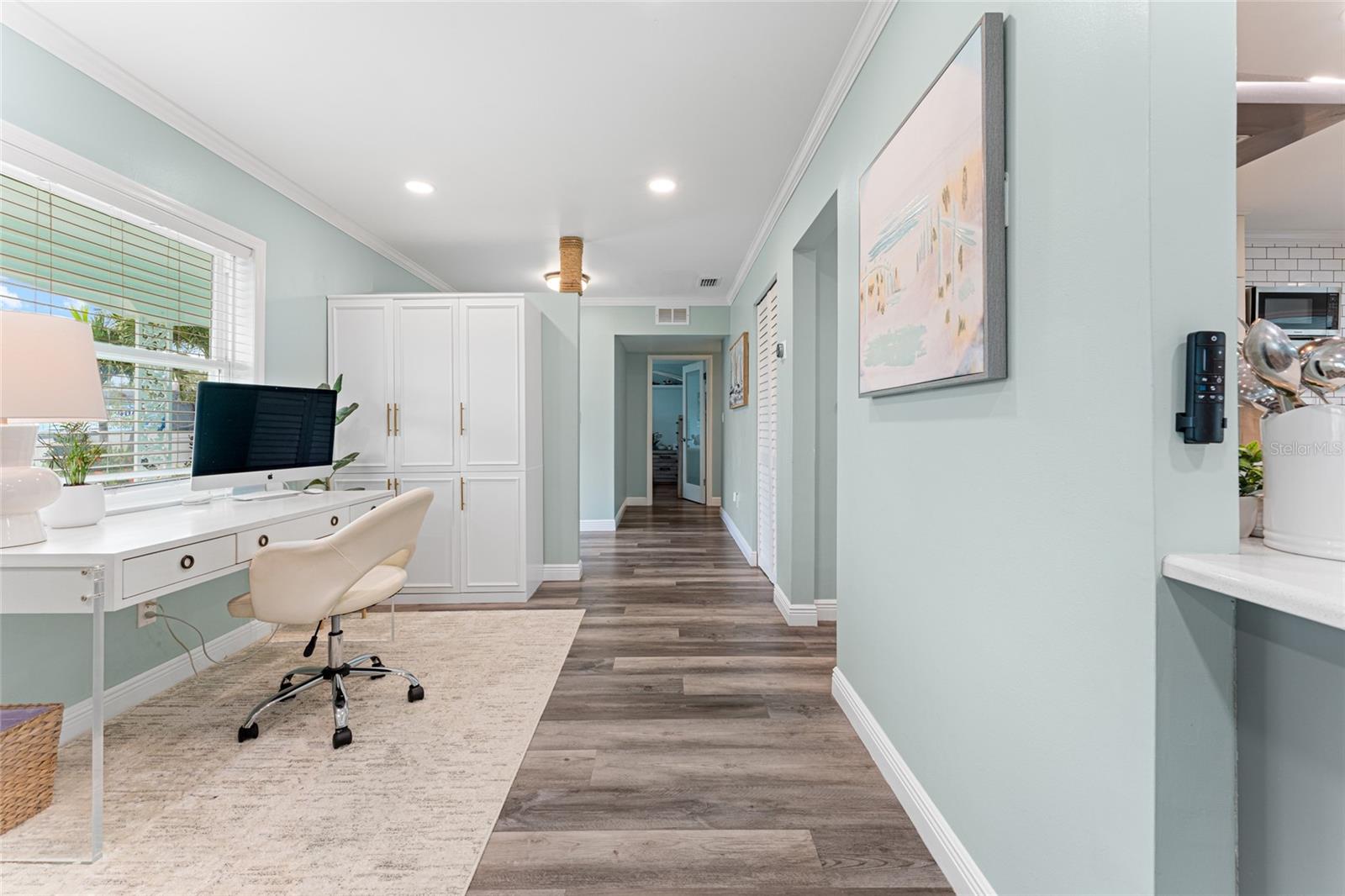 Image 16 of 82 For 10731 Dowry Ave