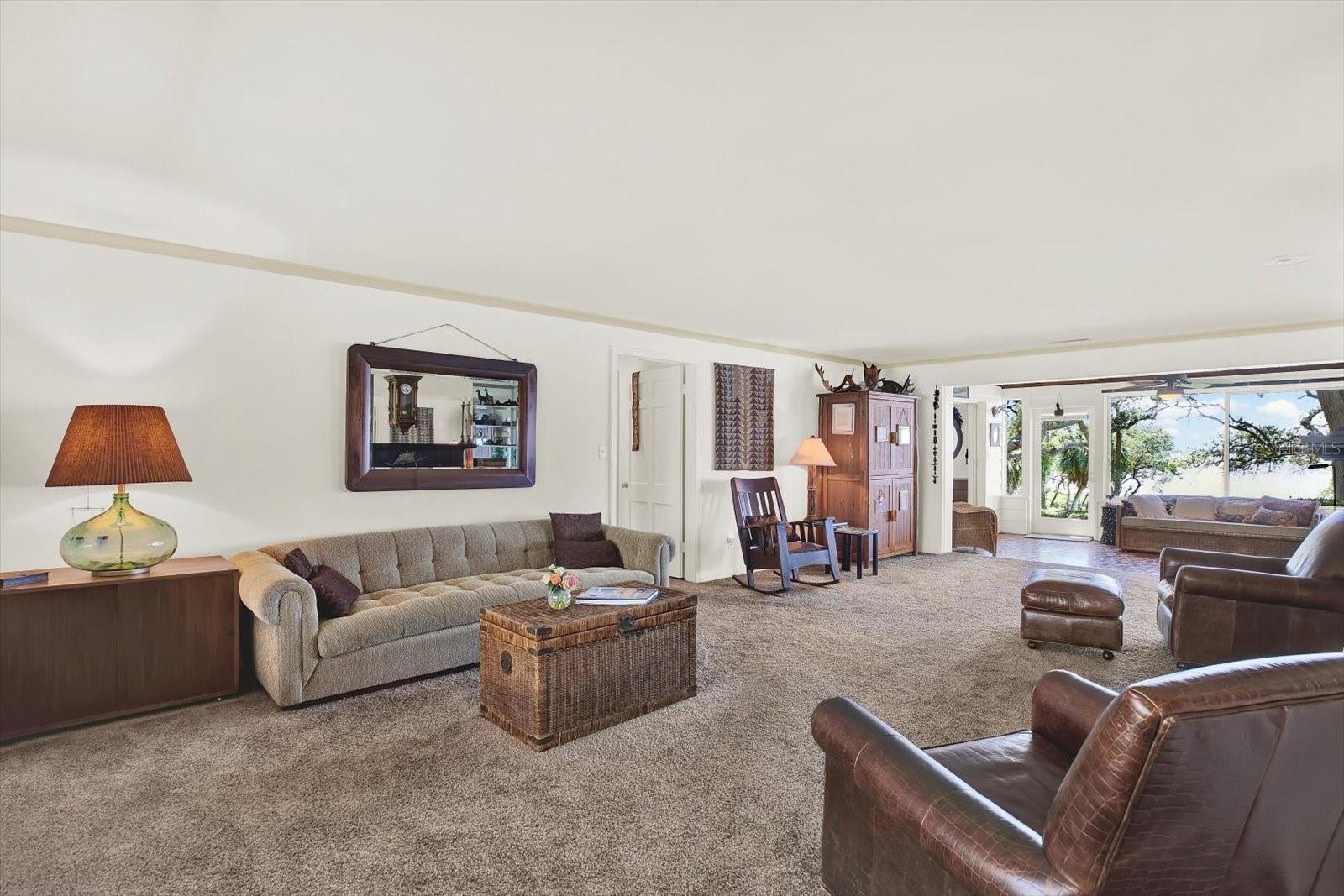 Image 23 of 63 For 4 Baybrook Place