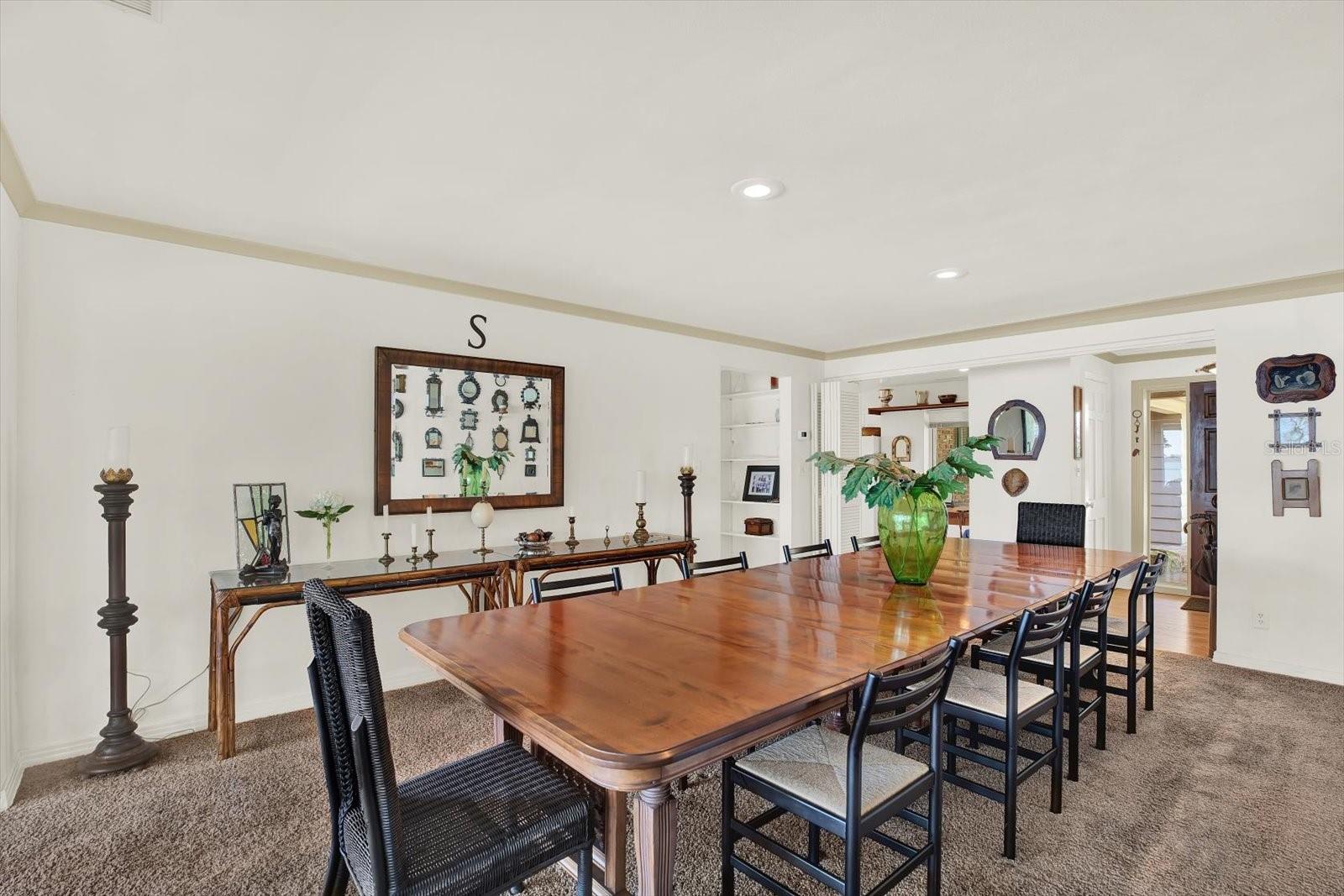 Image 33 of 63 For 4 Baybrook Place