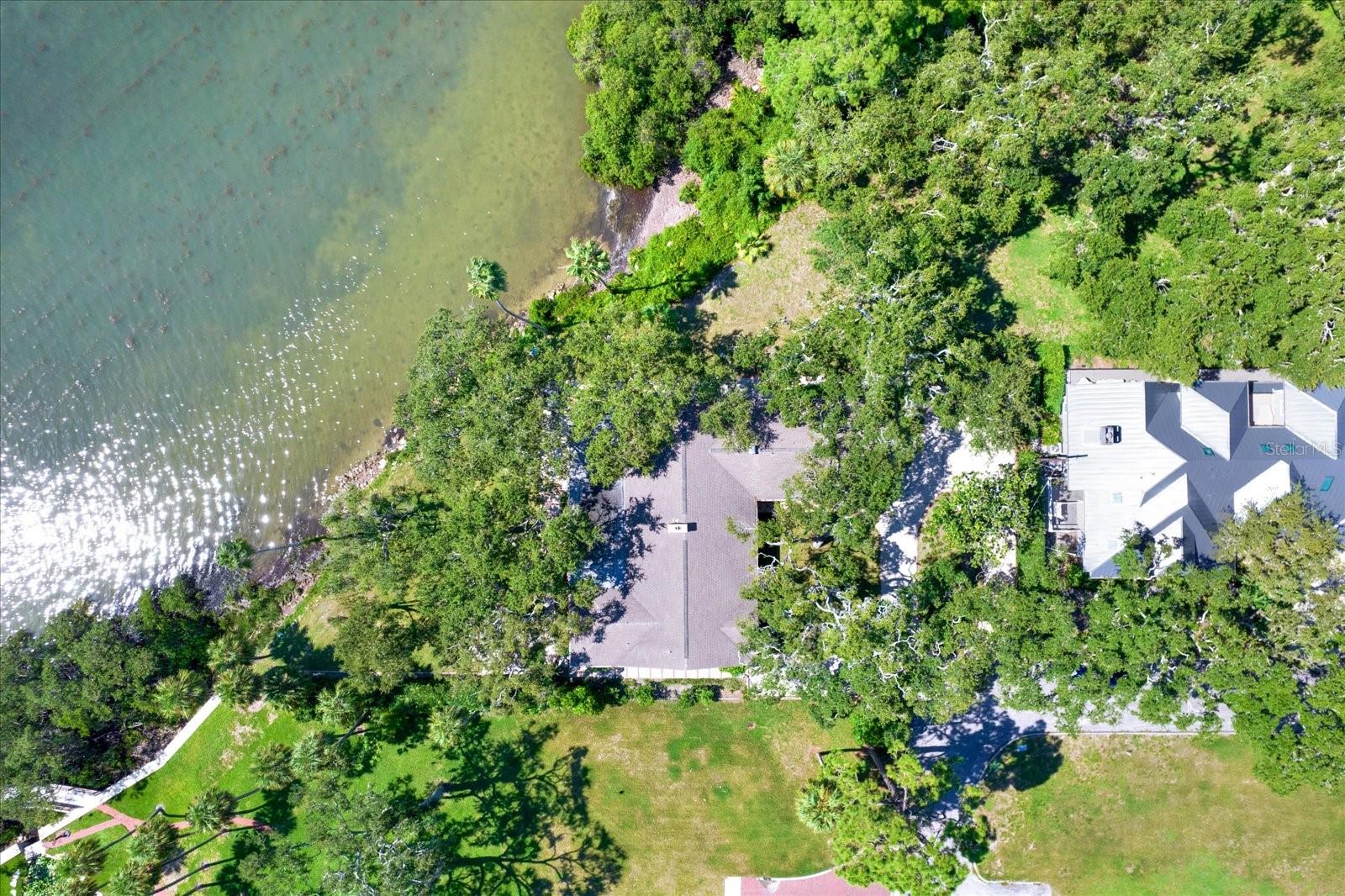 Image 8 of 63 For 4 Baybrook Place