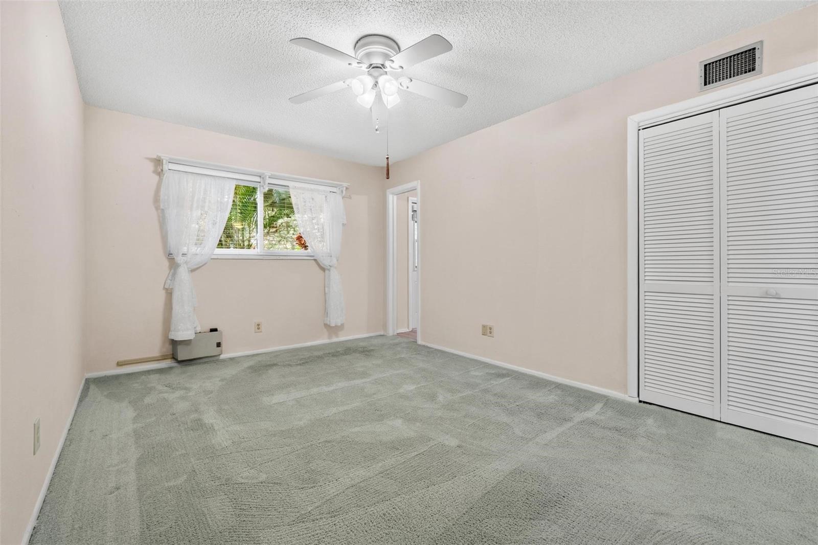 Image 11 of 77 For 2253 Norwegian Drive 17