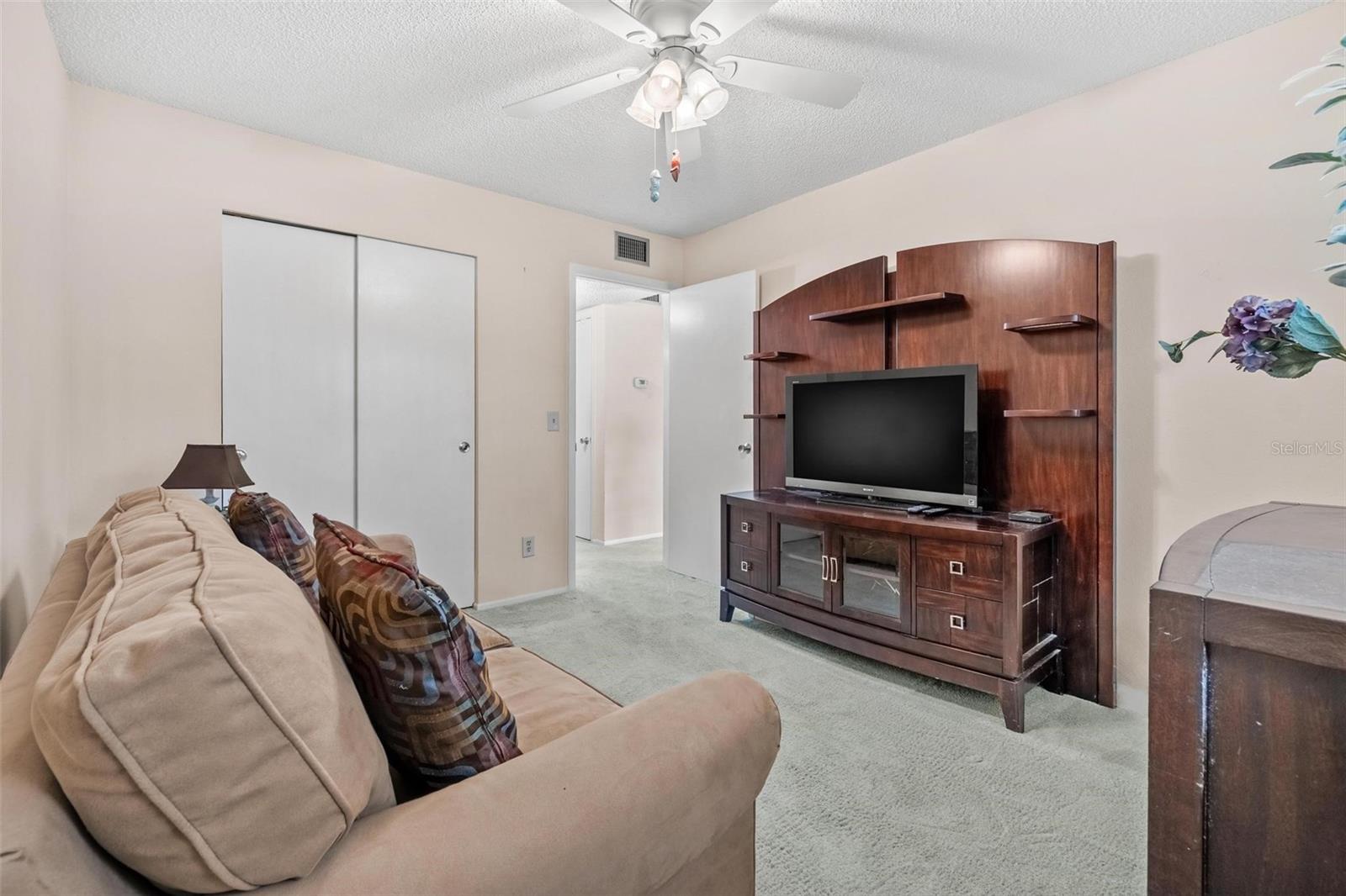 Image 17 of 77 For 2253 Norwegian Drive 17