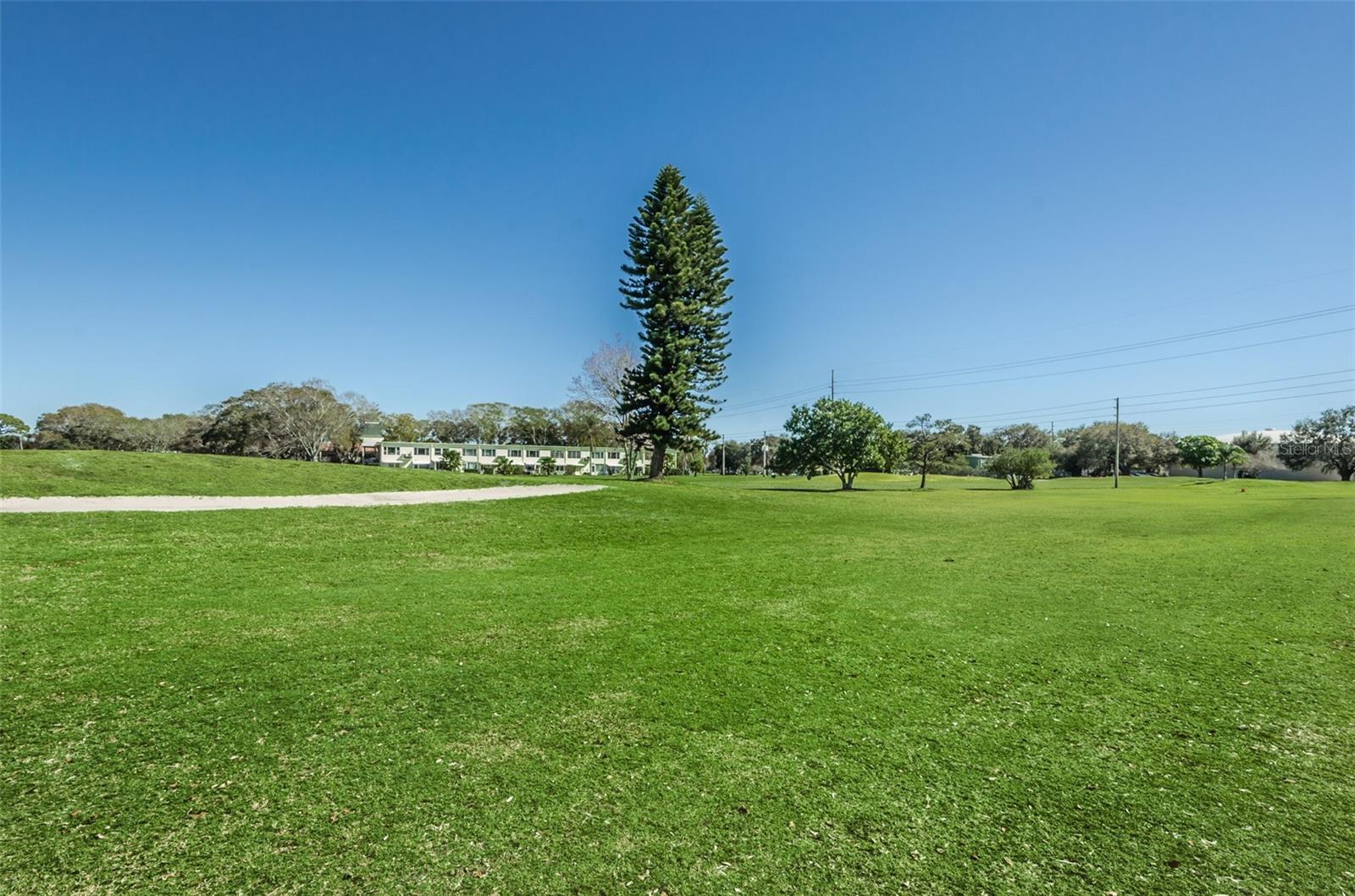 Image 57 of 77 For 2253 Norwegian Drive 17