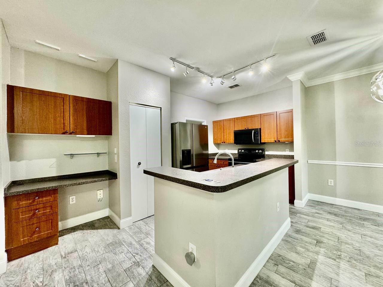 Image 12 of 48 For 2188 Chianti Place 1028