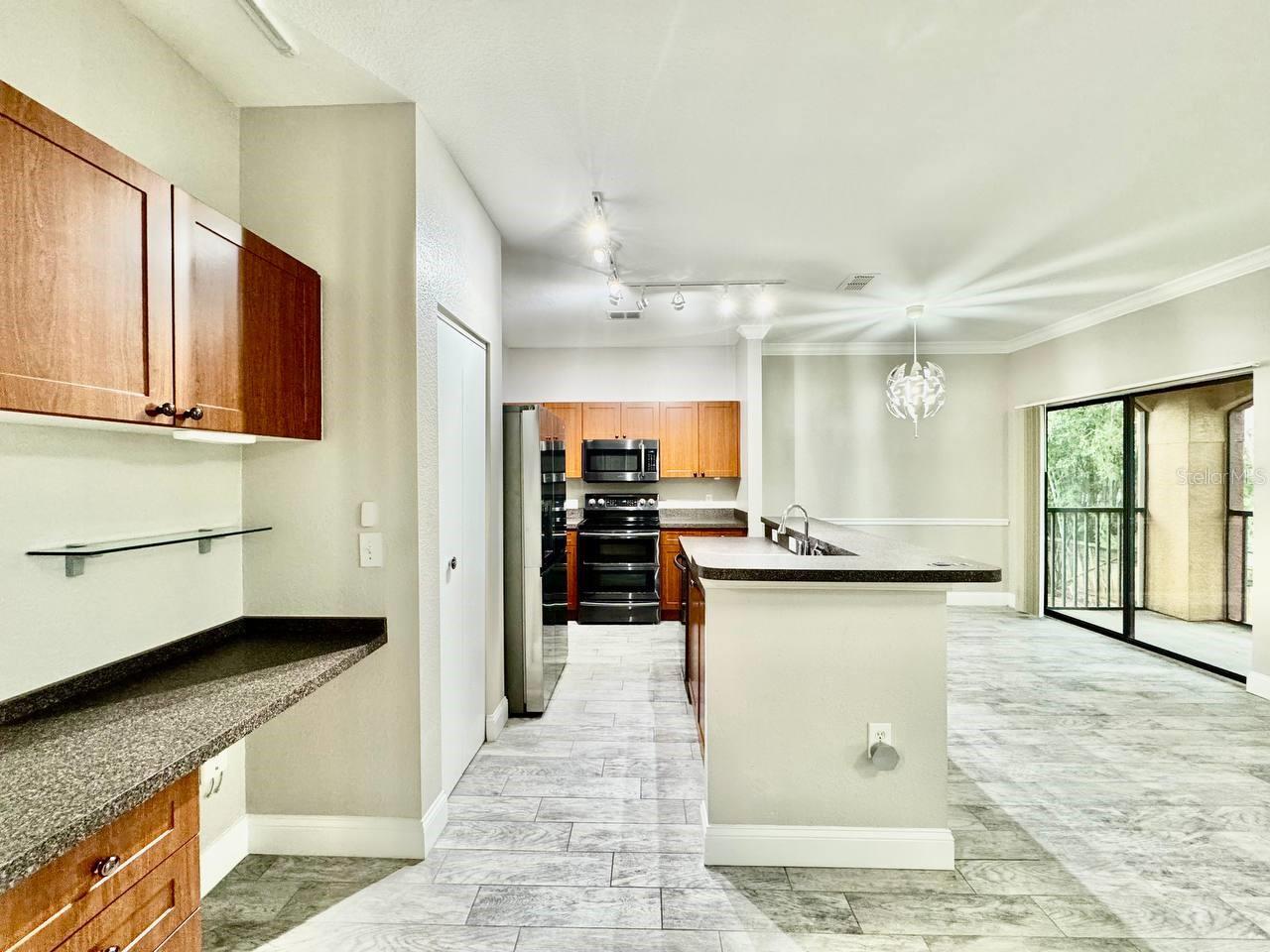 Image 14 of 48 For 2188 Chianti Place 1028