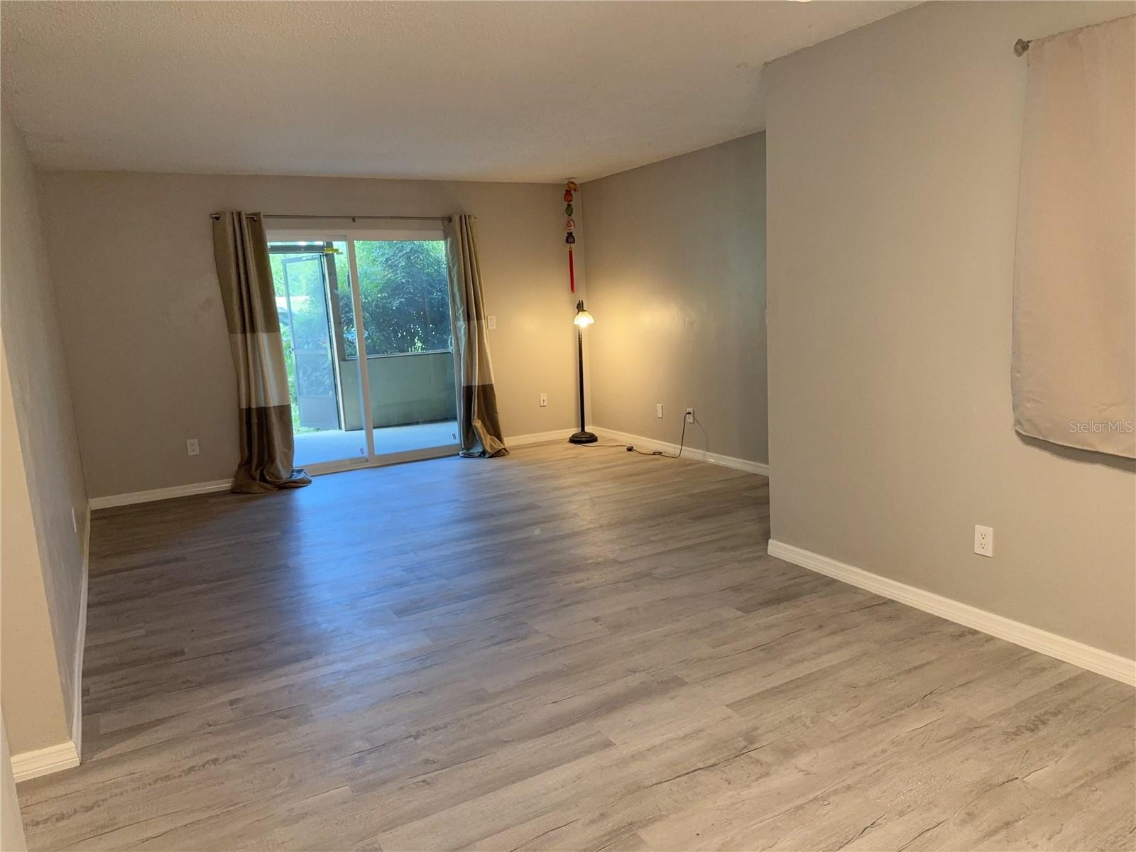 Image 3 of 27 For 6519 Newberry Road 103