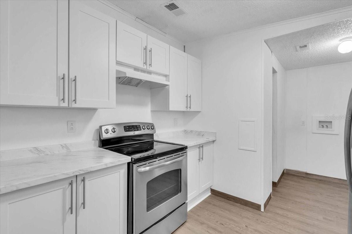 Image 11 of 32 For 2520 Sunset Drive