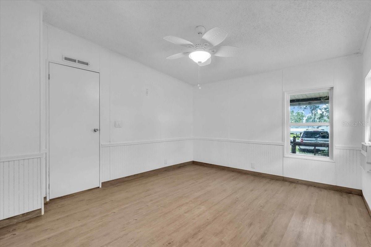 Image 13 of 32 For 2520 Sunset Drive