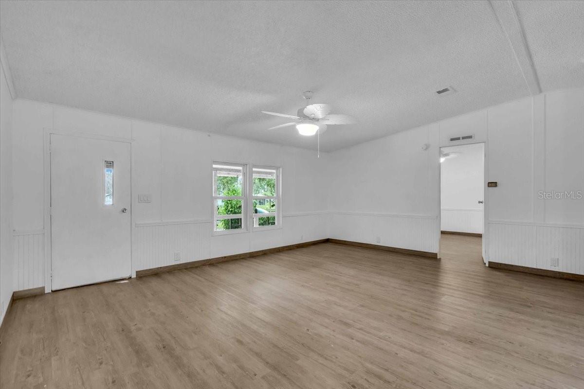 Image 6 of 32 For 2520 Sunset Drive