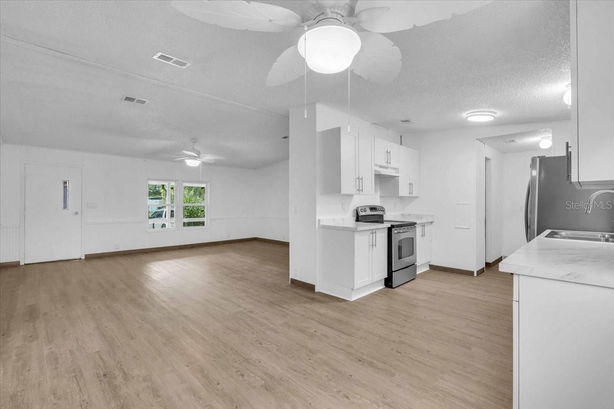 Image 8 of 32 For 2520 Sunset Drive