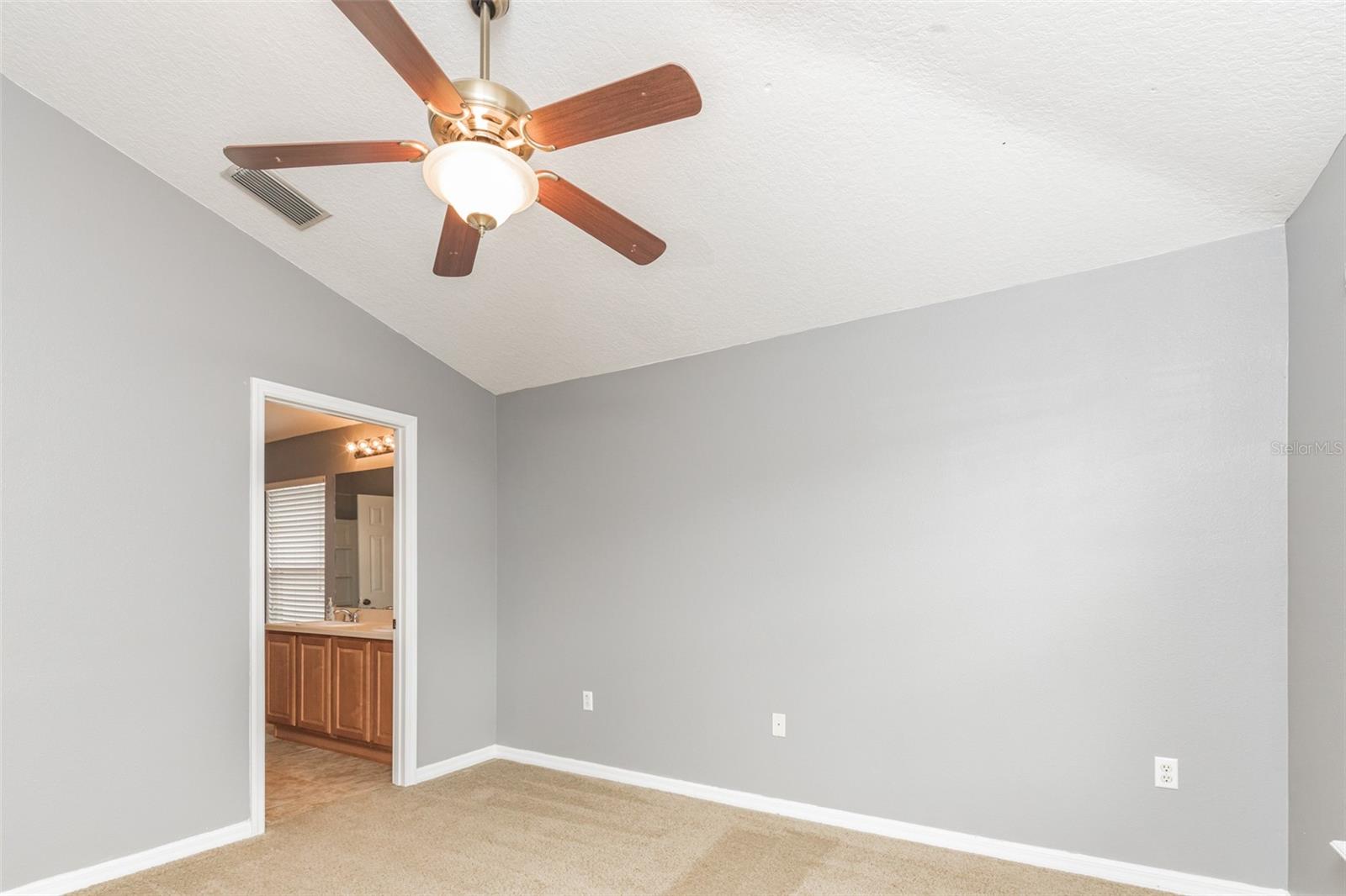 Image 14 of 24 For 6723 Breezy Palm Drive