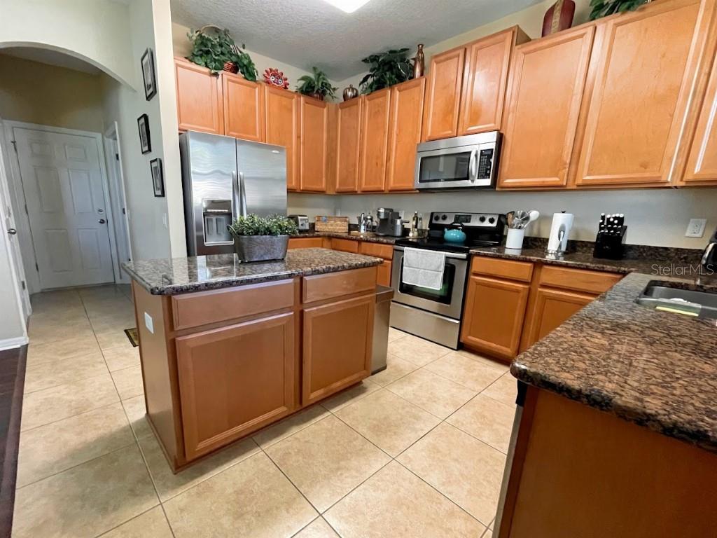 Image 15 of 41 For 4333 Highcroft Drive