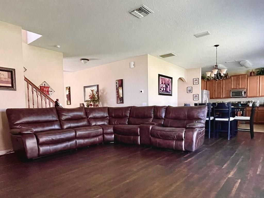 Image 17 of 41 For 4333 Highcroft Drive
