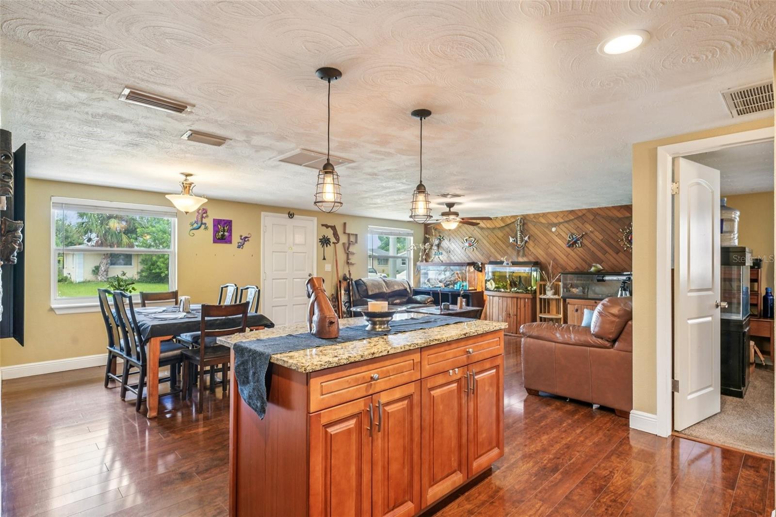 Image 8 of 26 For 3539 Allandale Drive