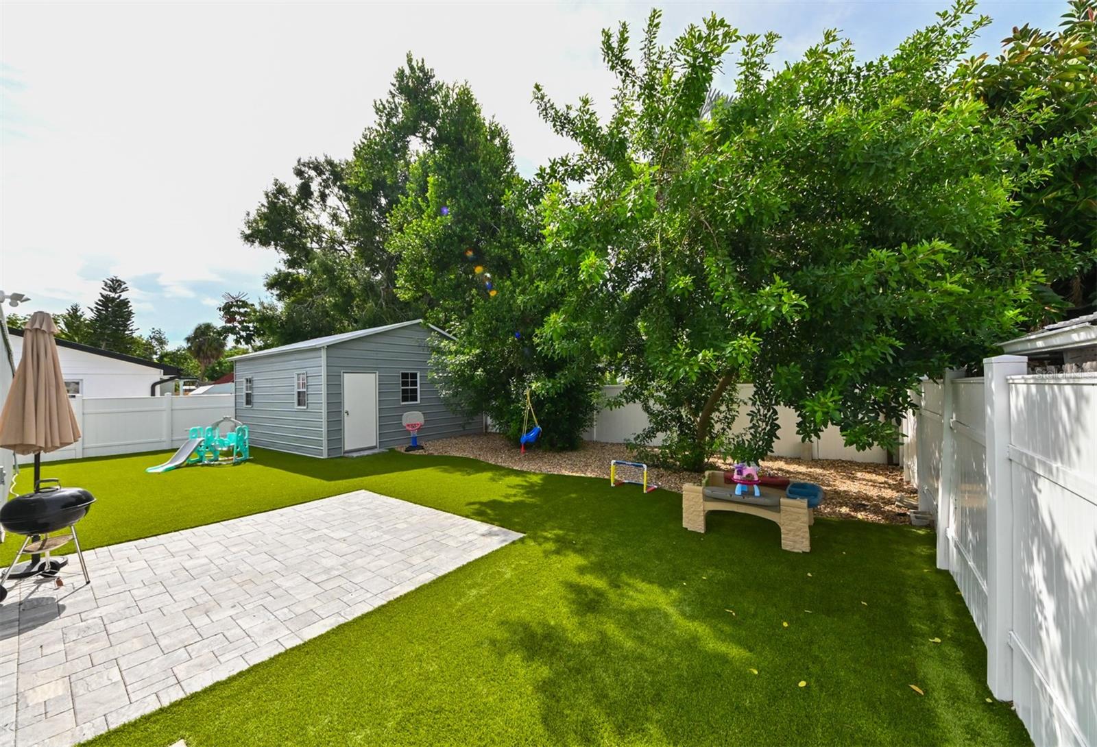 Image 22 of 31 For 4114 Olive Street