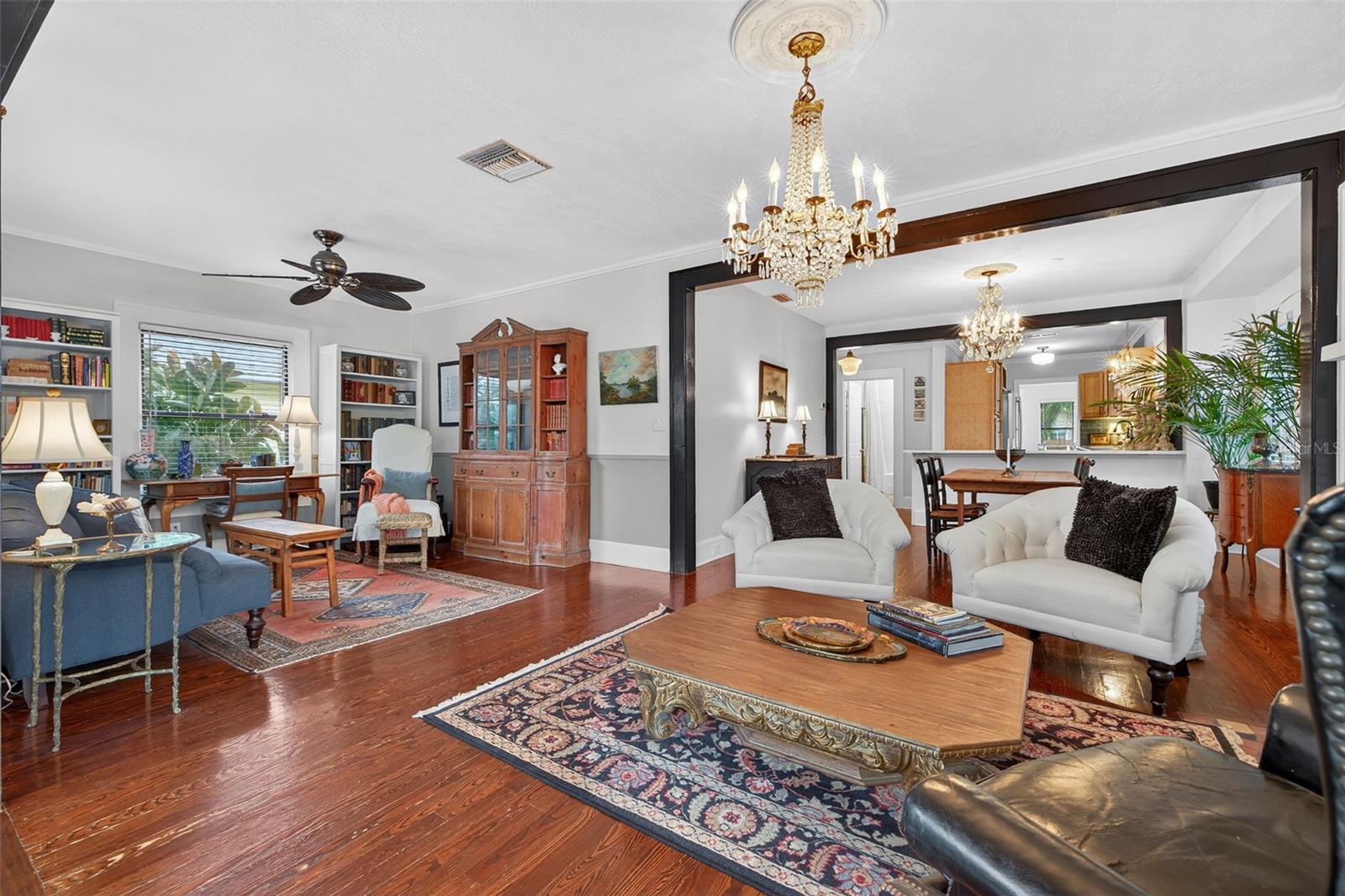 Image 10 of 51 For 1146 17th Avenue N