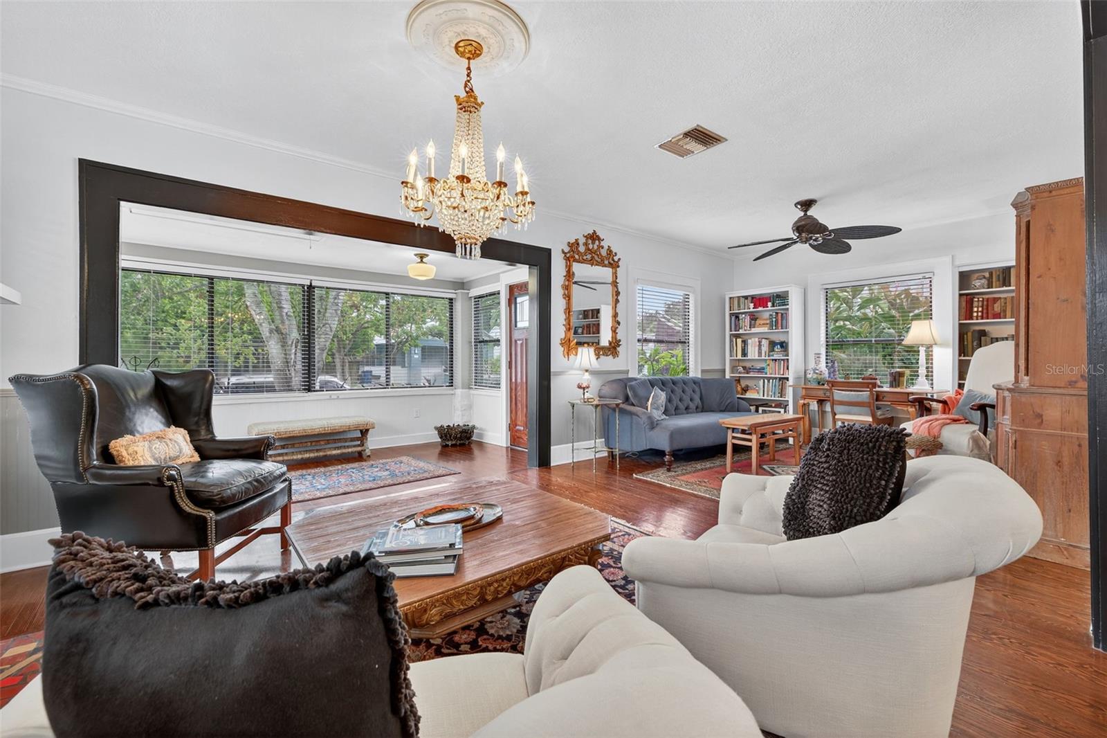 Image 11 of 51 For 1146 17th Avenue N