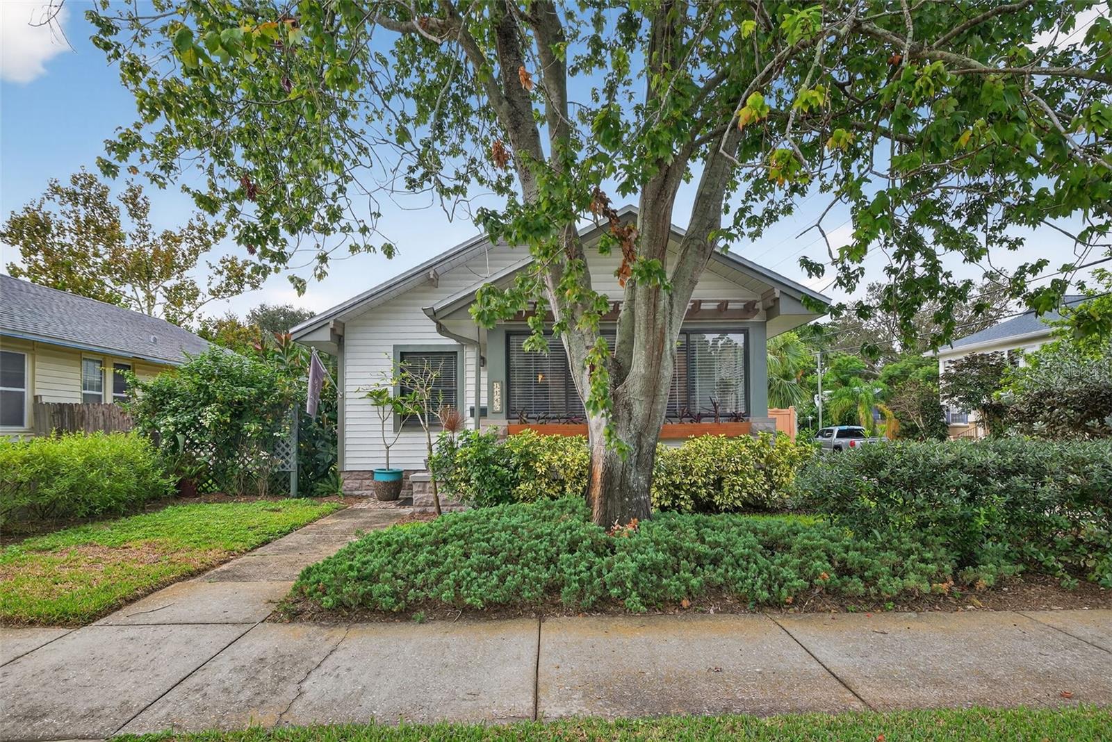 Image 2 of 51 For 1146 17th Avenue N