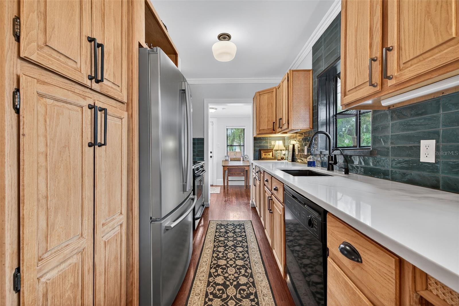 Image 24 of 51 For 1146 17th Avenue N