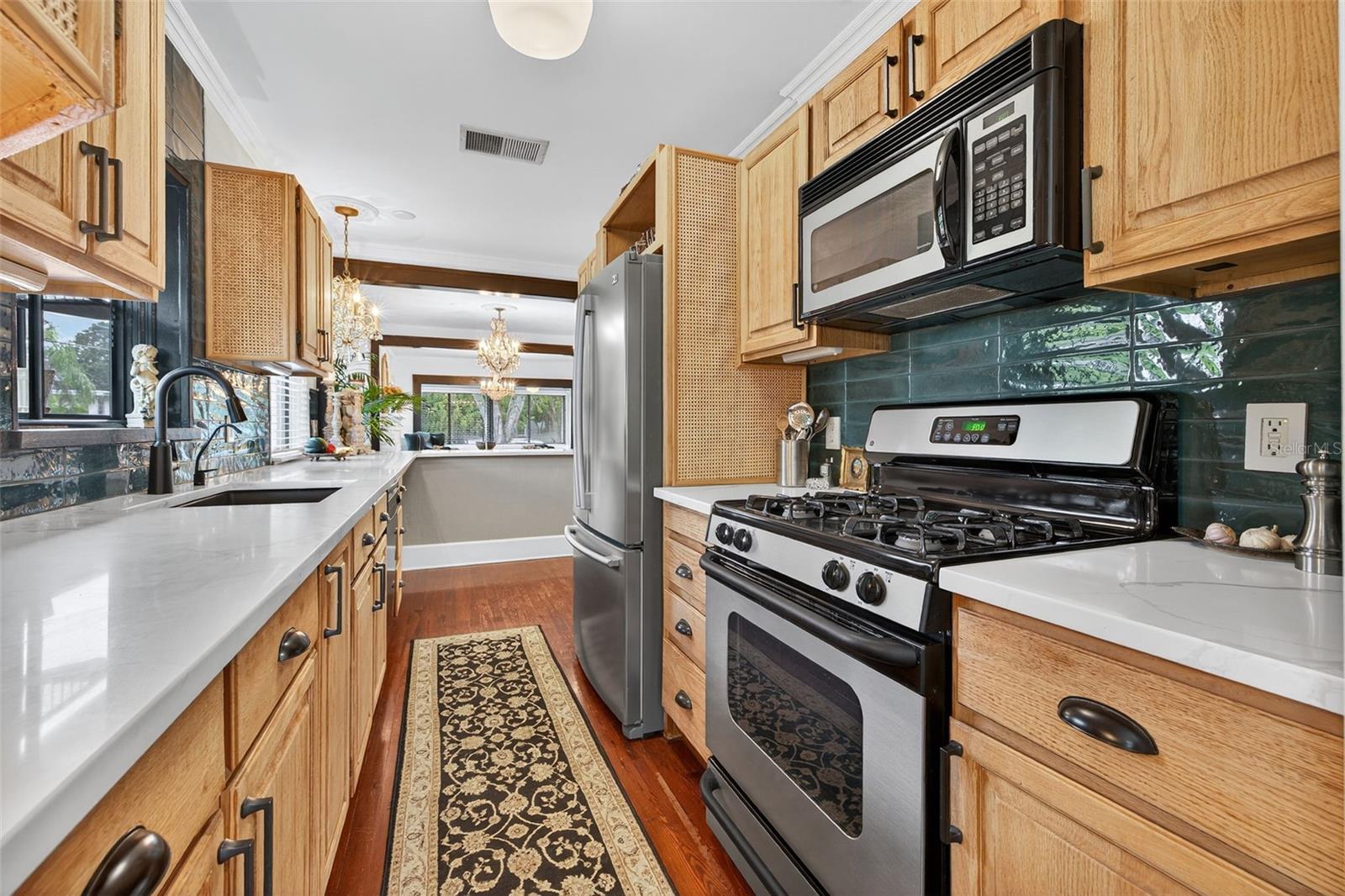 Image 29 of 51 For 1146 17th Avenue N