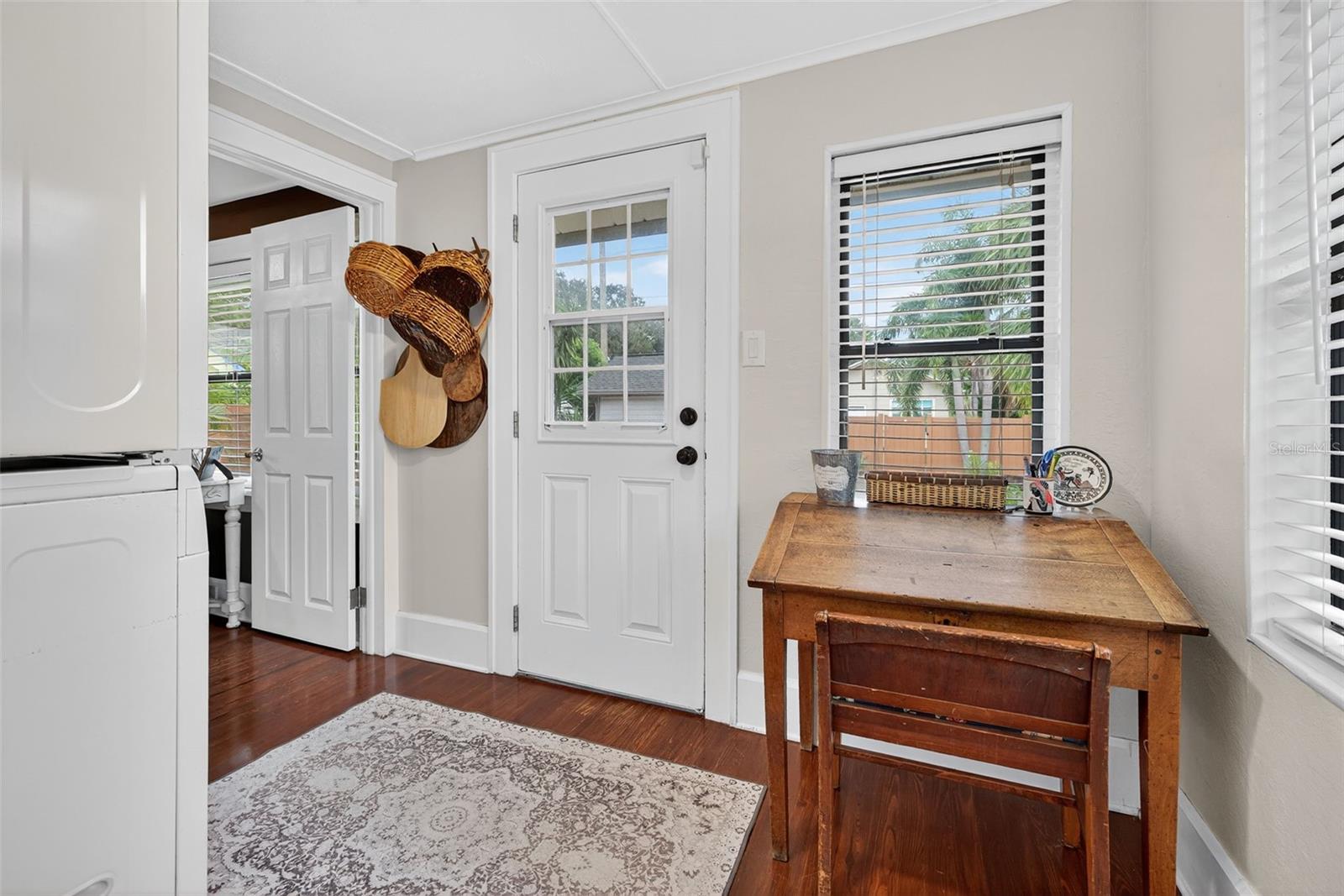 Image 38 of 51 For 1146 17th Avenue N