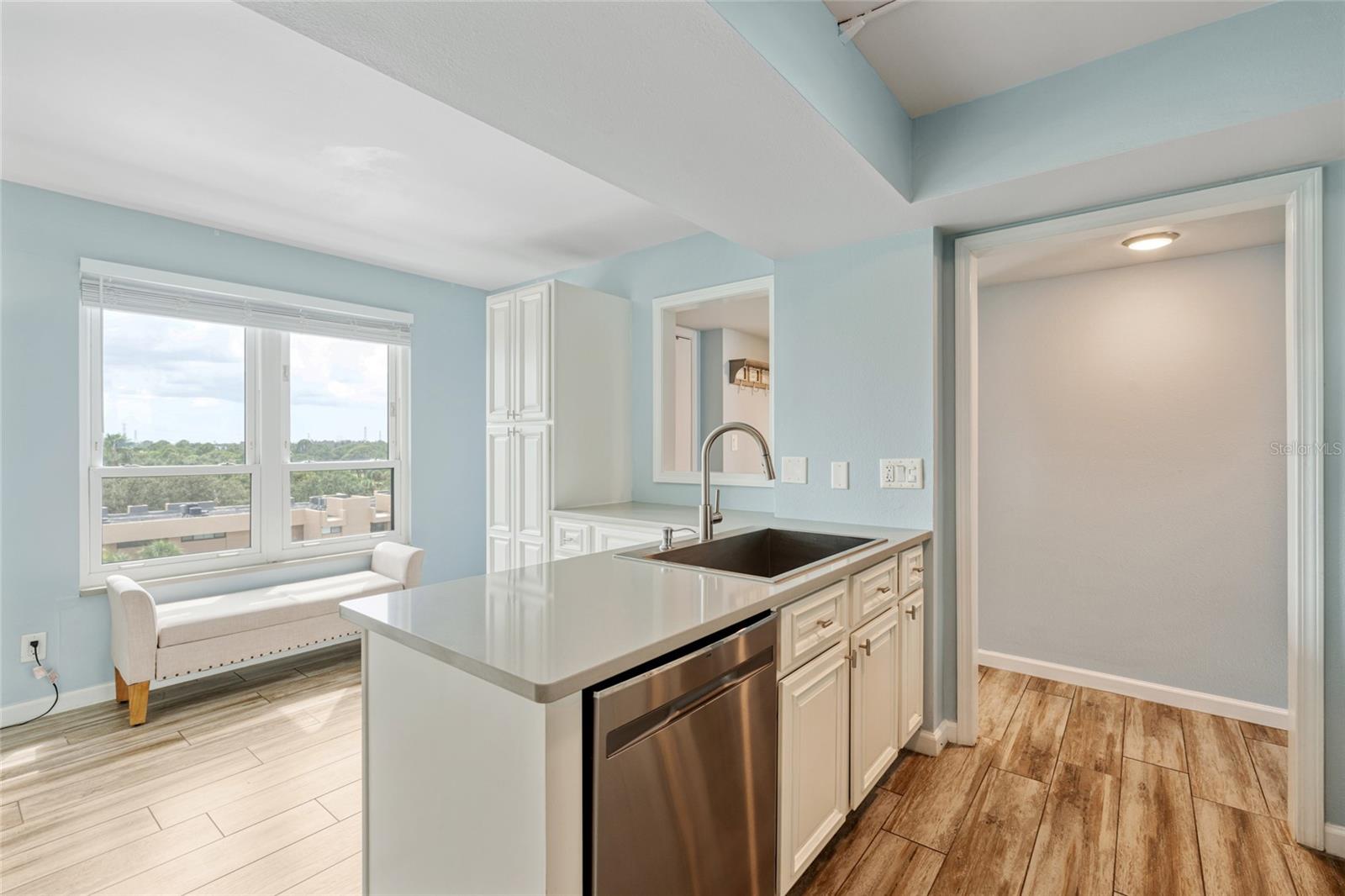 Image 9 of 30 For 2617 Cove Cay Drive 711