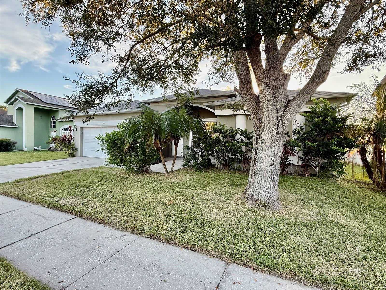 Image 2 of 33 For 807 Frankford Drive