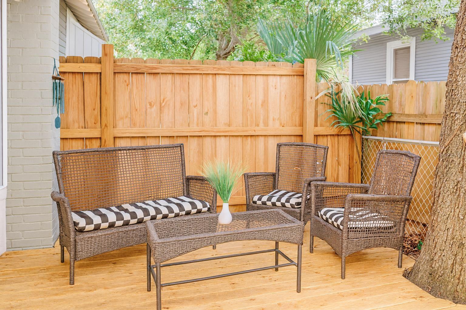 Image 11 of 13 For 1204 Emma Street