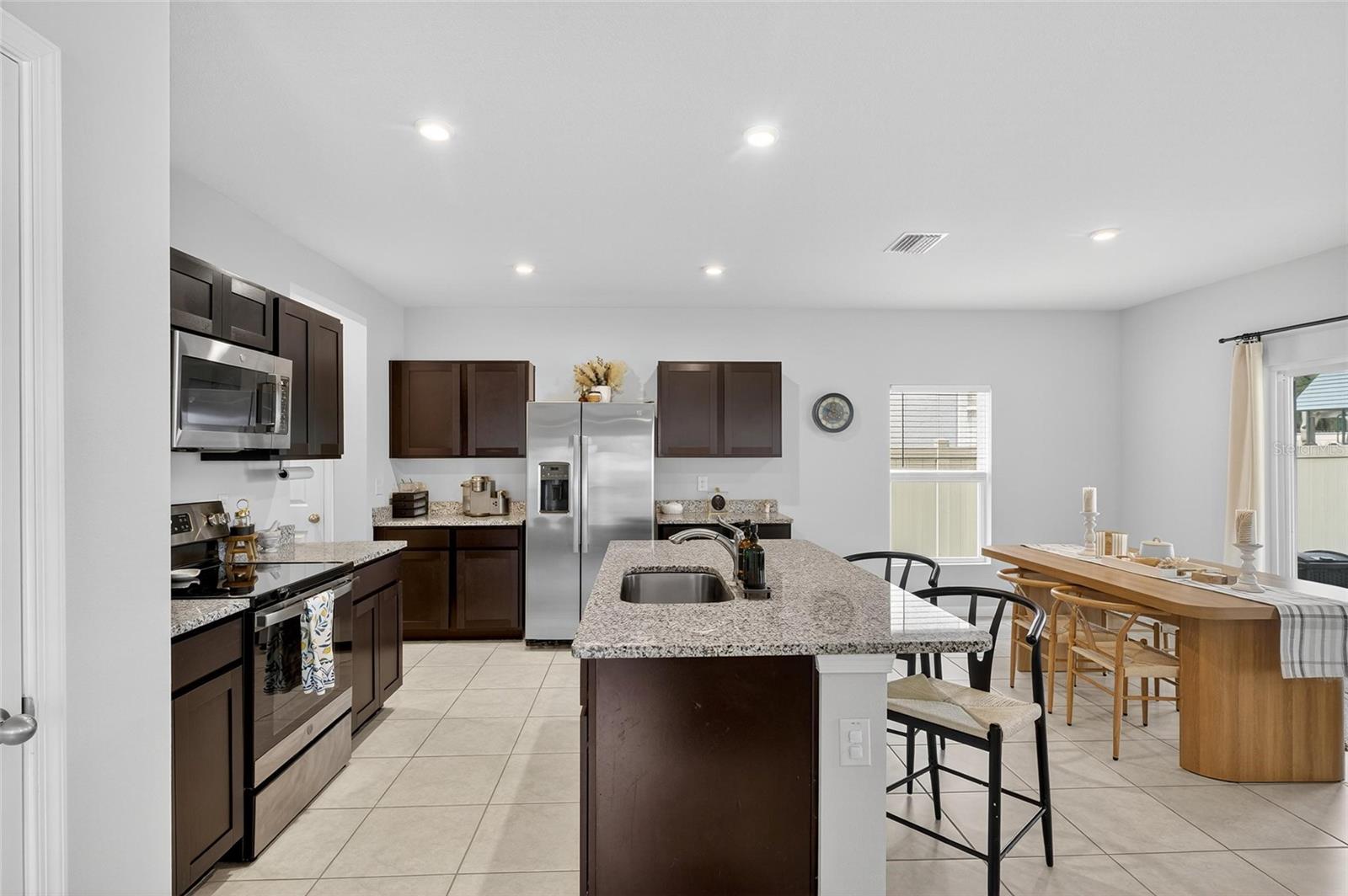 Image 10 of 44 For 35021 Jomar Avenue