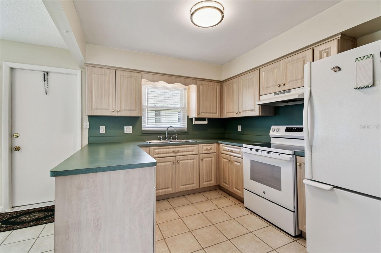 Image 14 of 84 For 8445 68th Way N