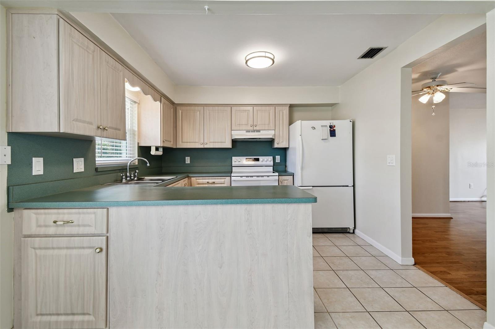 Image 15 of 84 For 8445 68th Way N