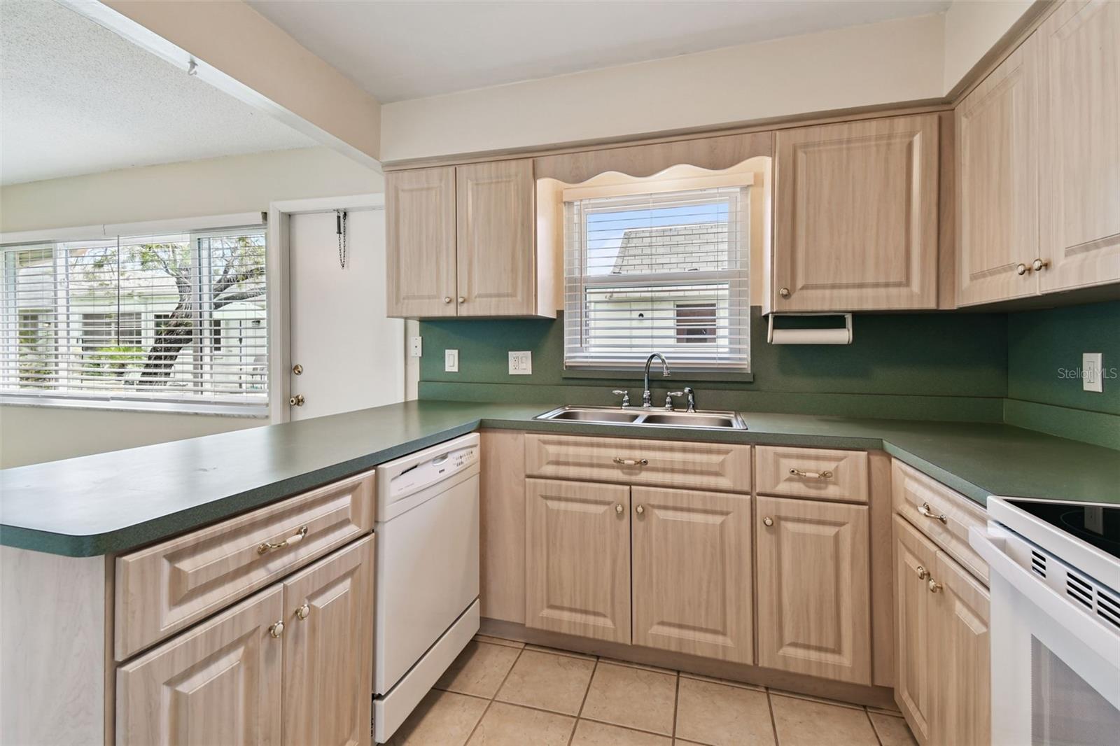 Image 16 of 84 For 8445 68th Way N