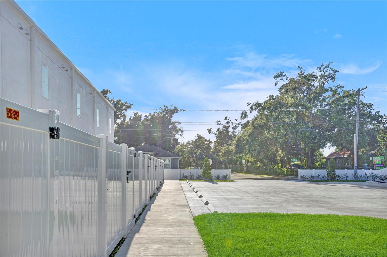 Image 20 of 21 For 3402 28th Avenue 7