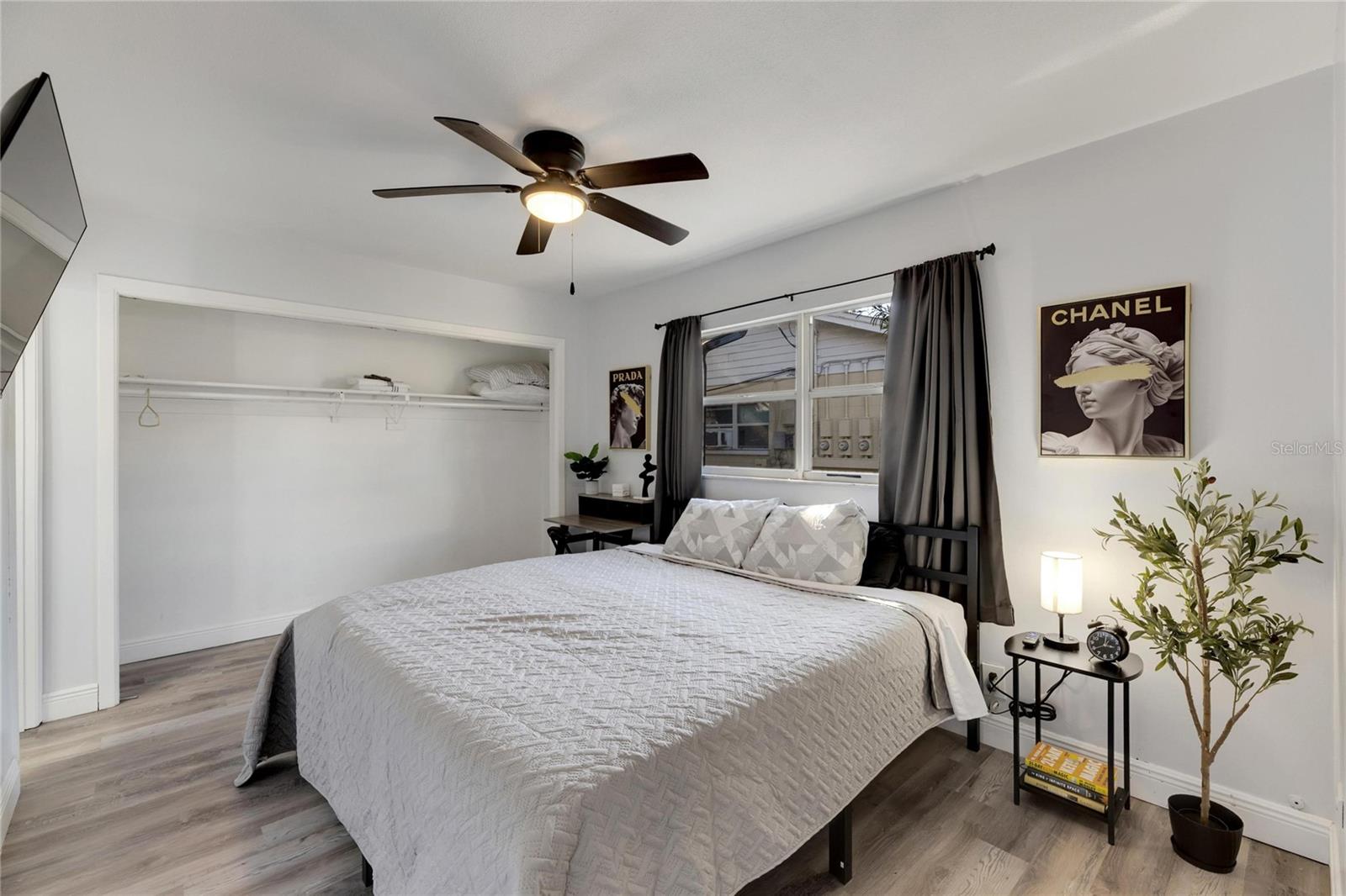 Image 16 of 72 For 4511 & 4513 Mcelroy Avenue