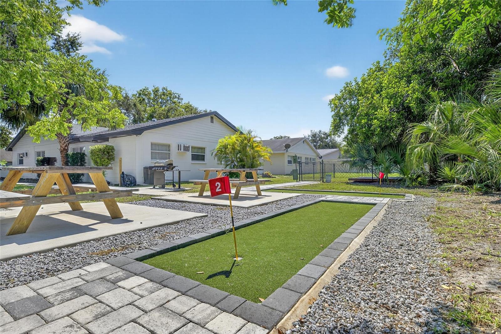 Image 3 of 72 For 4511 & 4513 Mcelroy Avenue