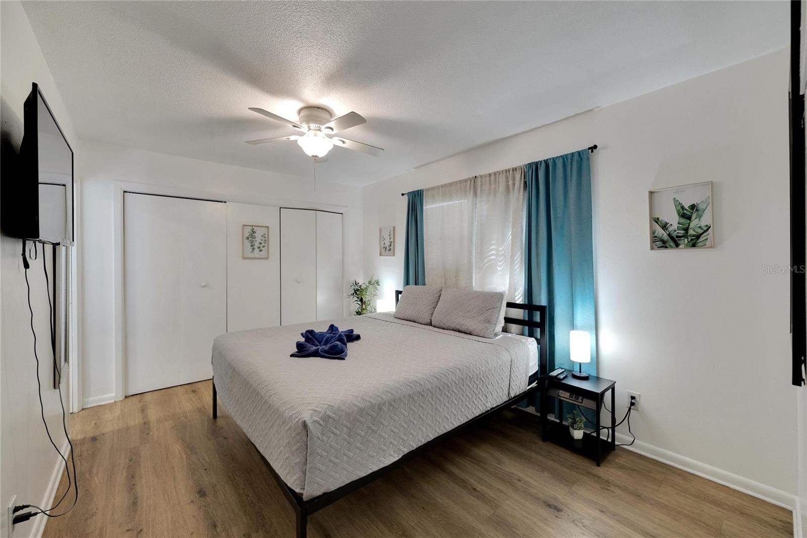 Image 38 of 72 For 4511 & 4513 Mcelroy Avenue