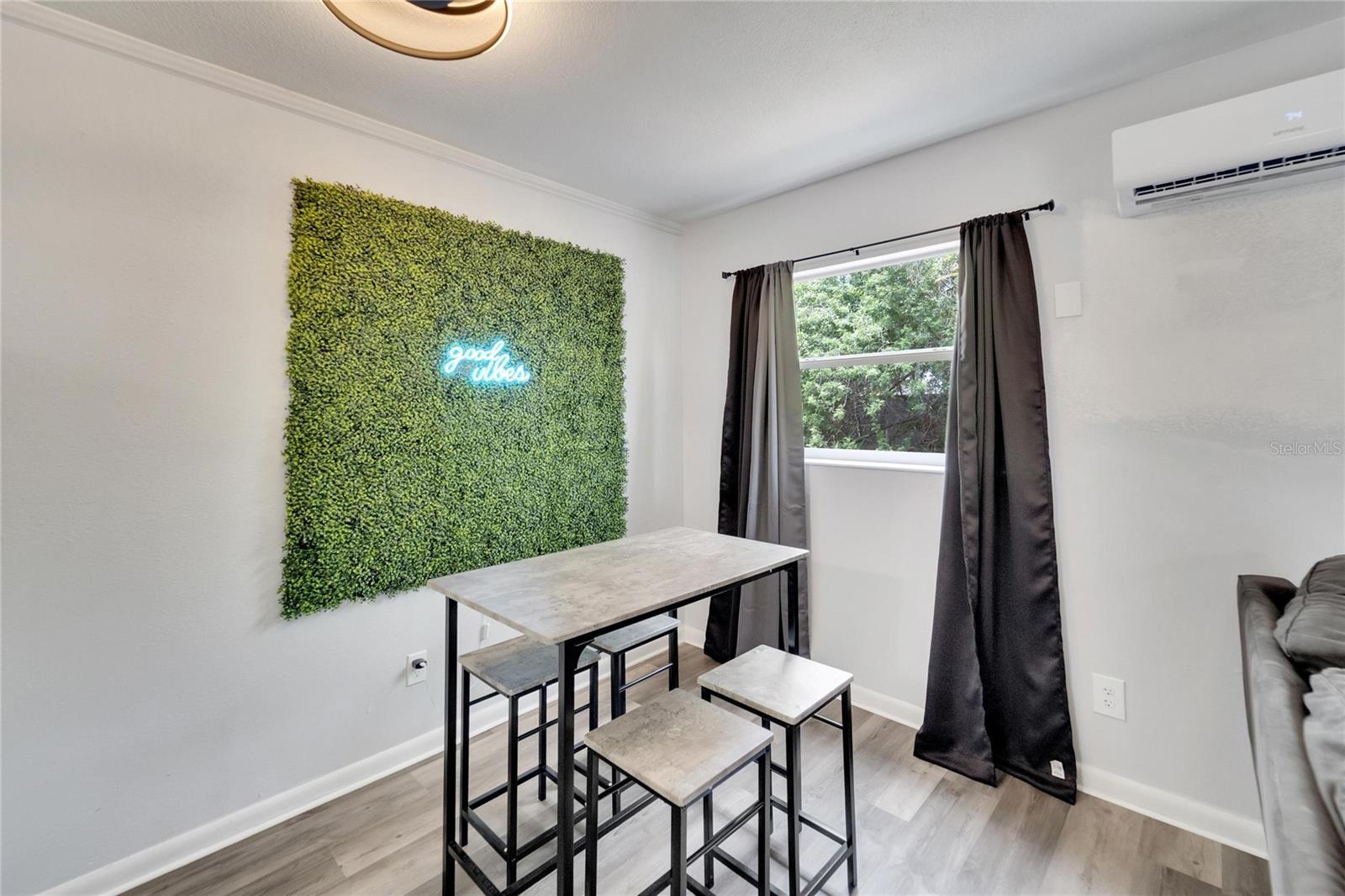 Image 43 of 72 For 4511 & 4513 Mcelroy Avenue