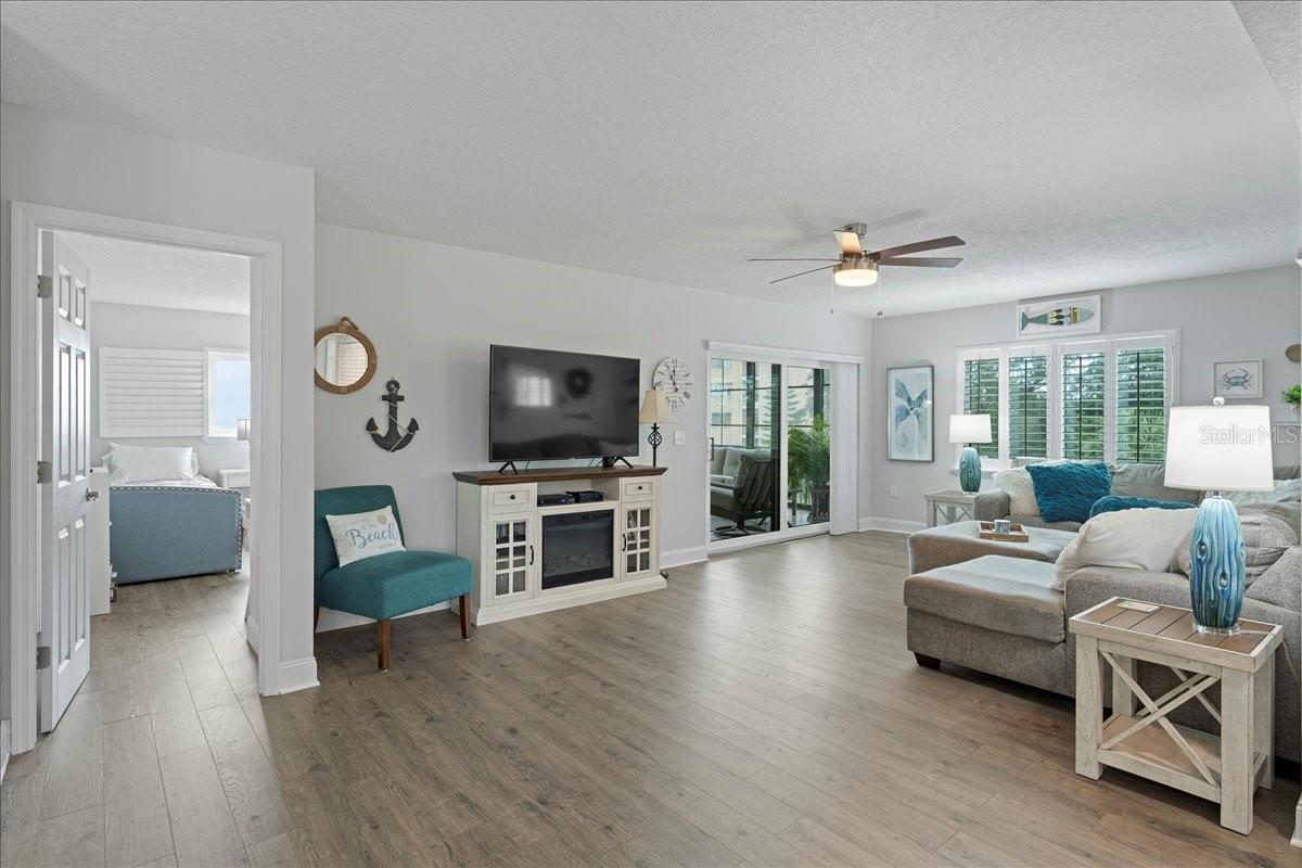 Image 15 of 50 For 8251 Brent Street 918