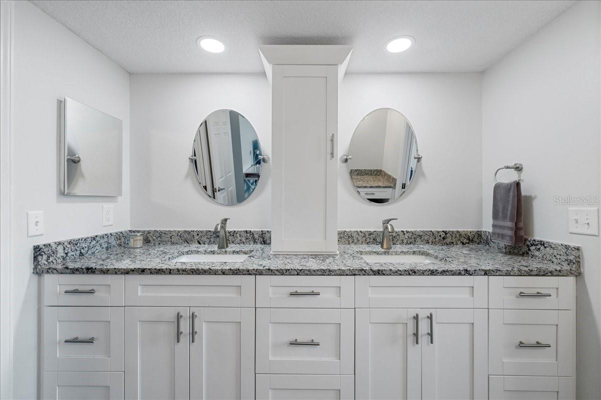 Image 19 of 50 For 8251 Brent Street 918