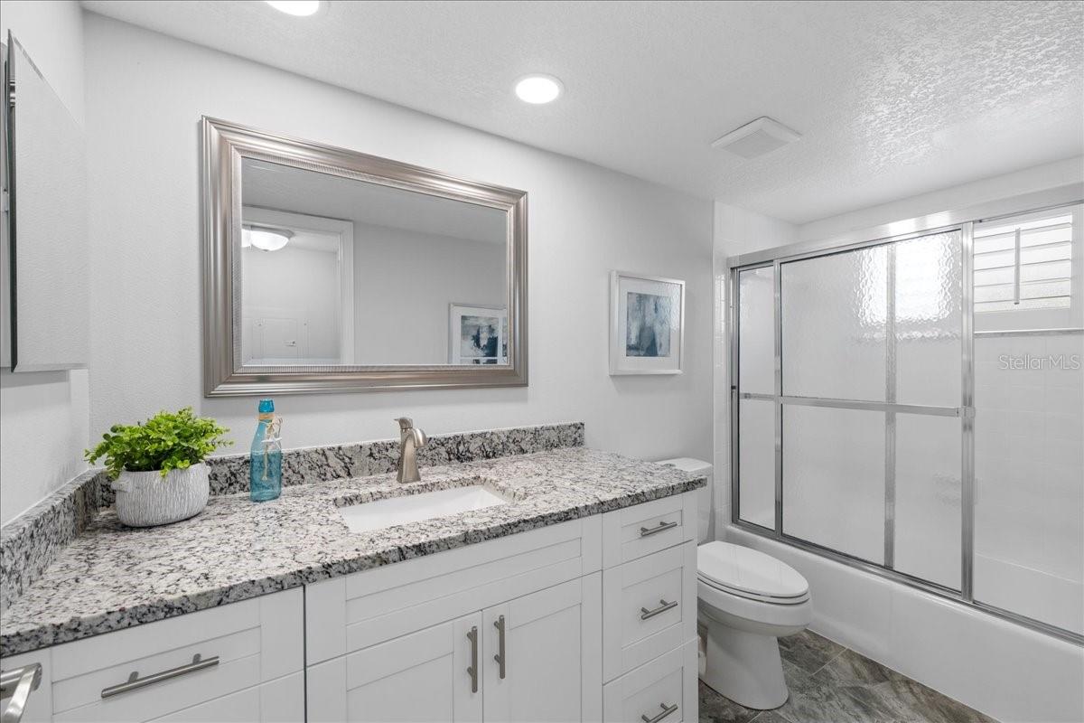 Image 25 of 50 For 8251 Brent Street 918