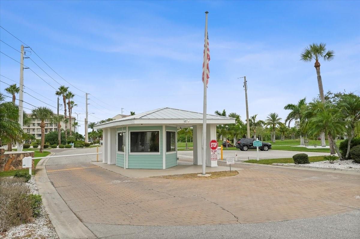 Image 30 of 50 For 8251 Brent Street 918