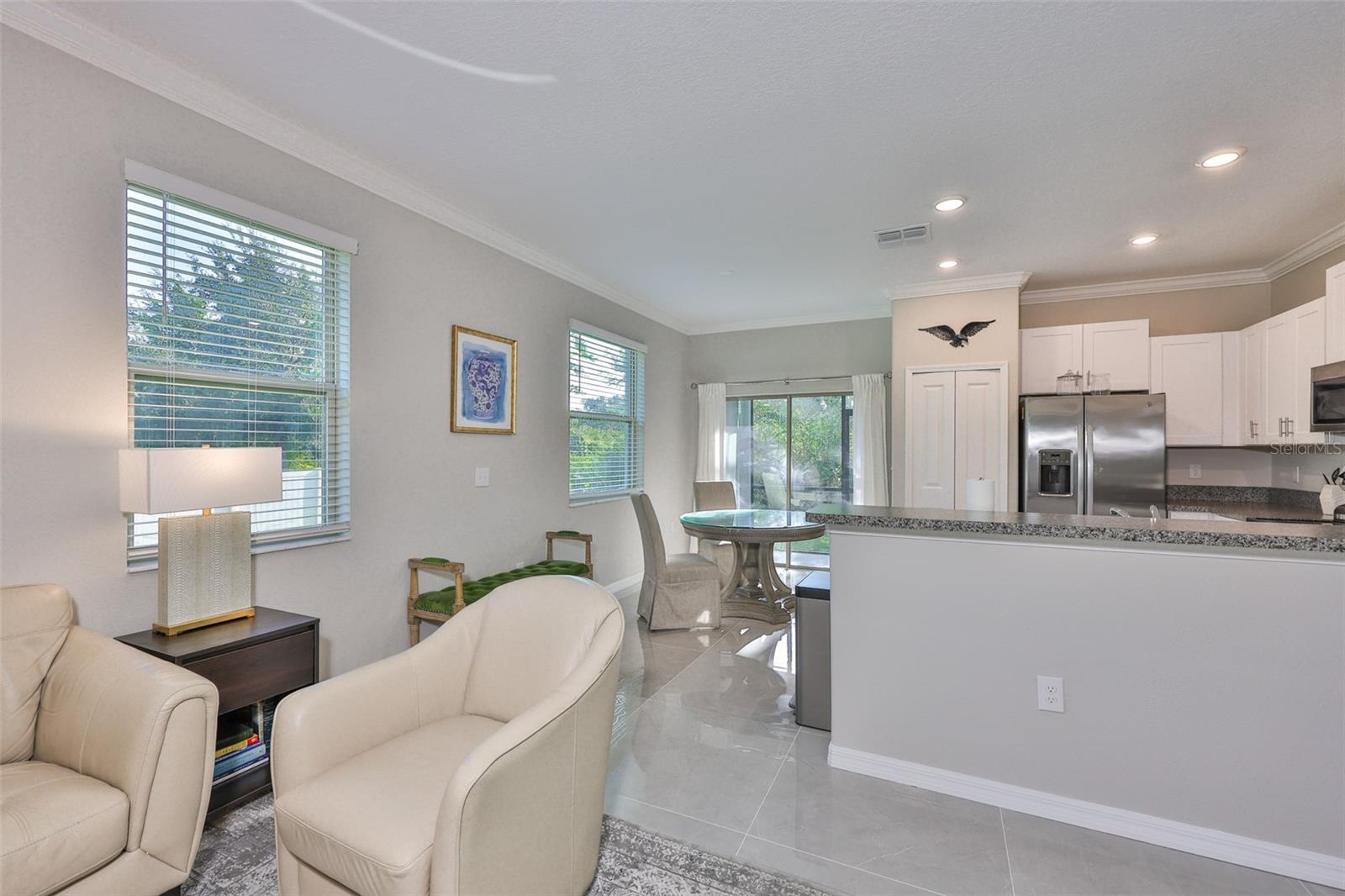 Image 12 of 39 For 23398 Papyrus Way
