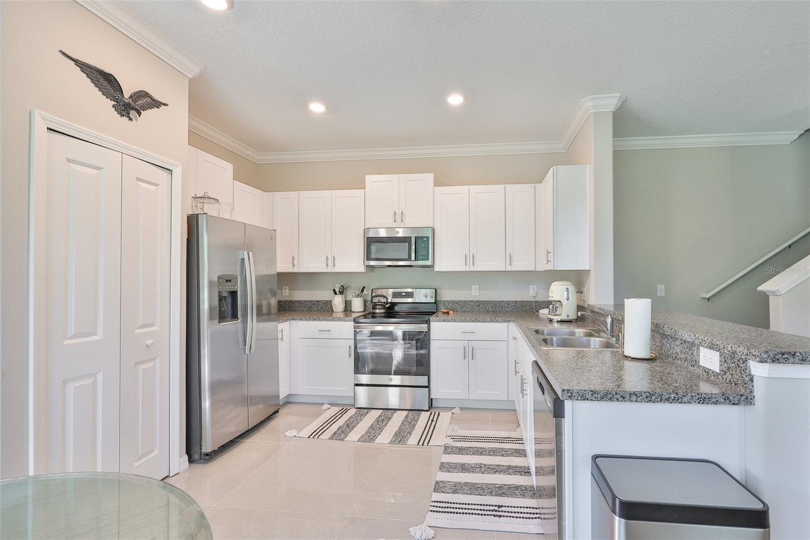 Image 14 of 39 For 23398 Papyrus Way