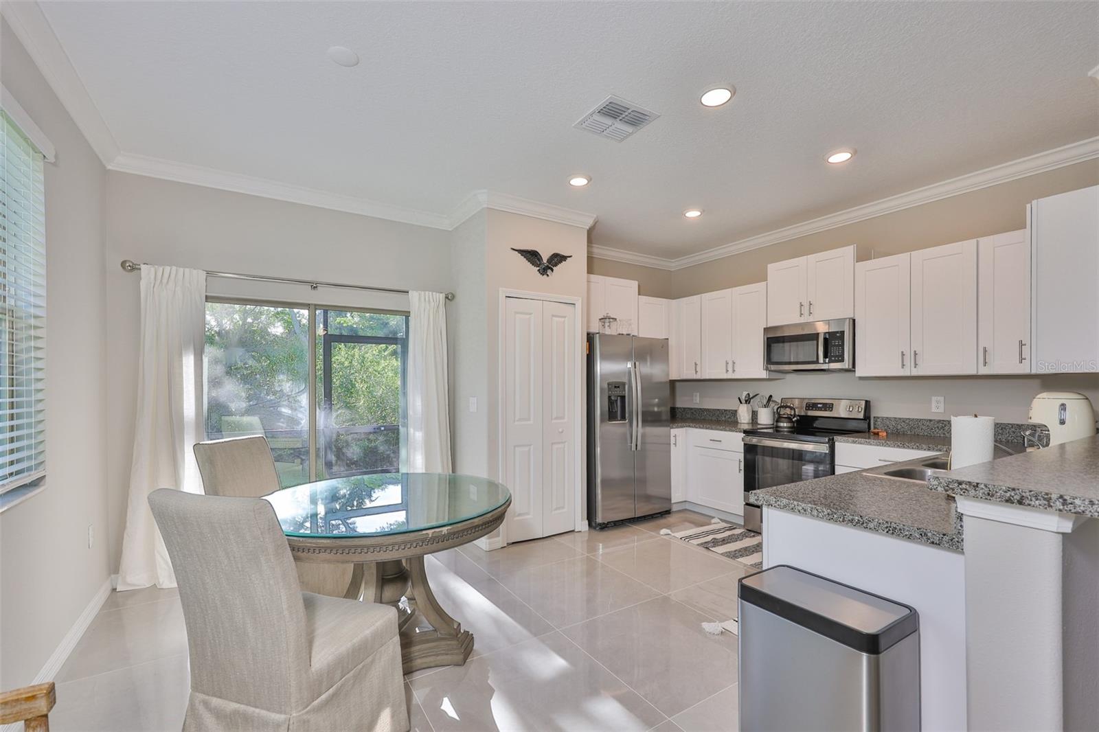 Image 15 of 39 For 23398 Papyrus Way