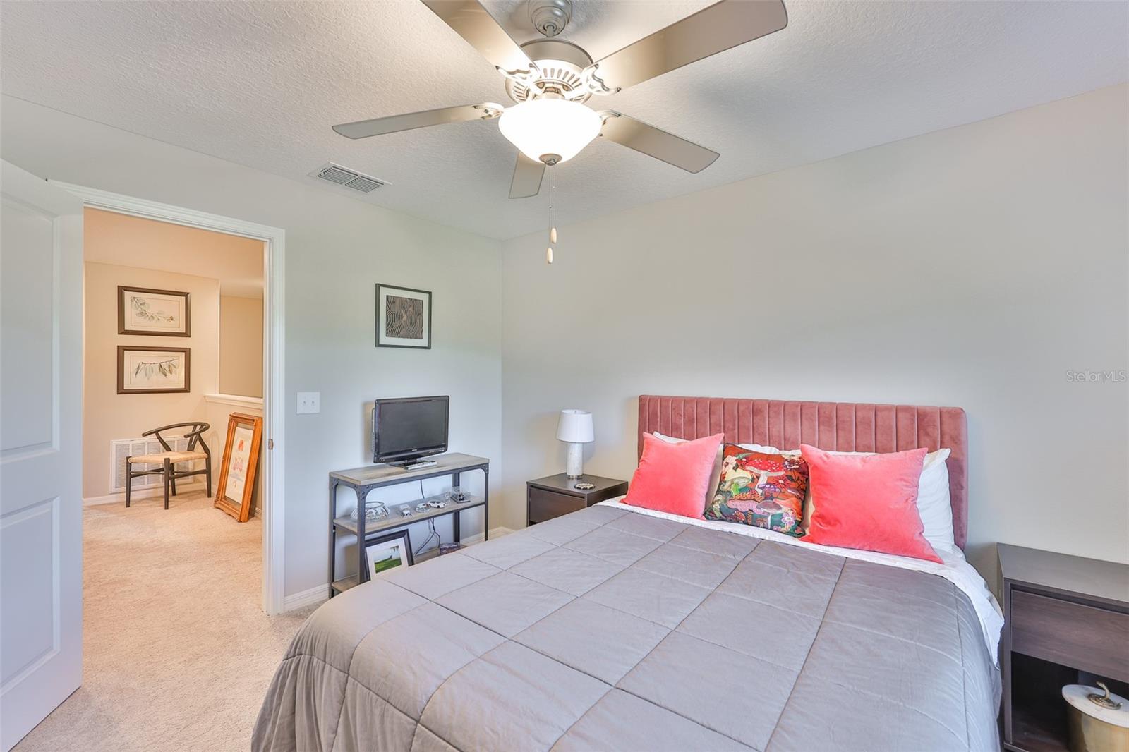 Image 27 of 39 For 23398 Papyrus Way