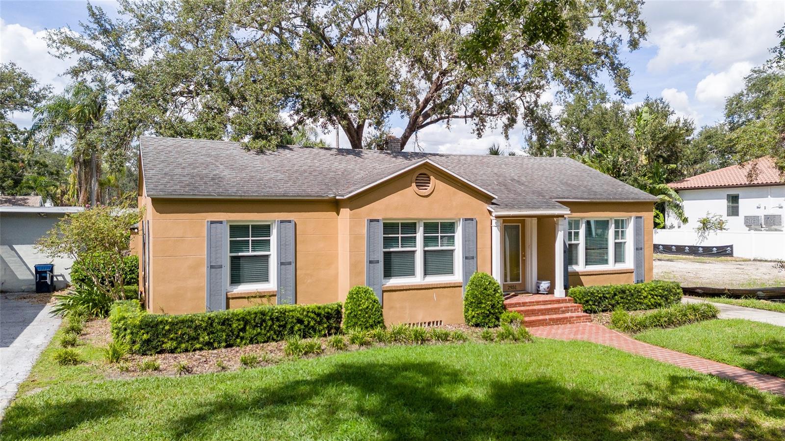 Image 5 of 10 For 2931 Coachman Avenue