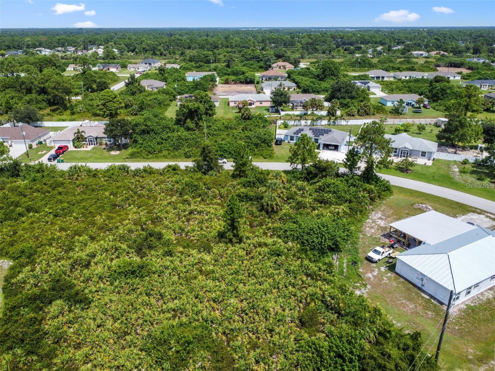 Image 4 of 9 For 12447 Birtle Avenue